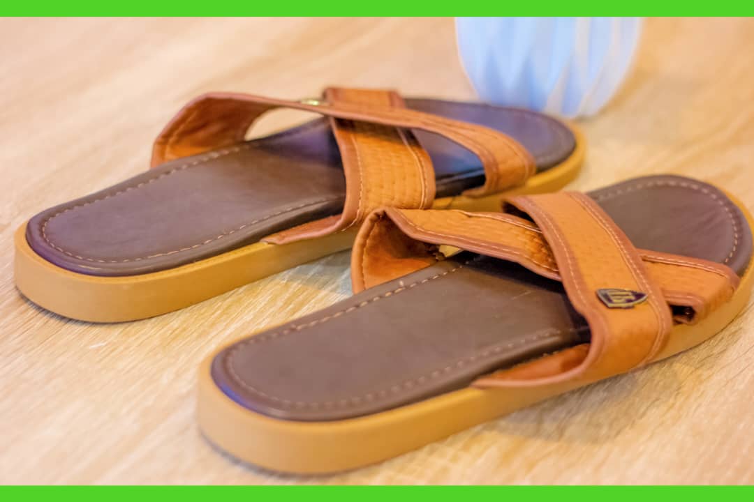 GreenStride Claquettes d’été à brides croisées